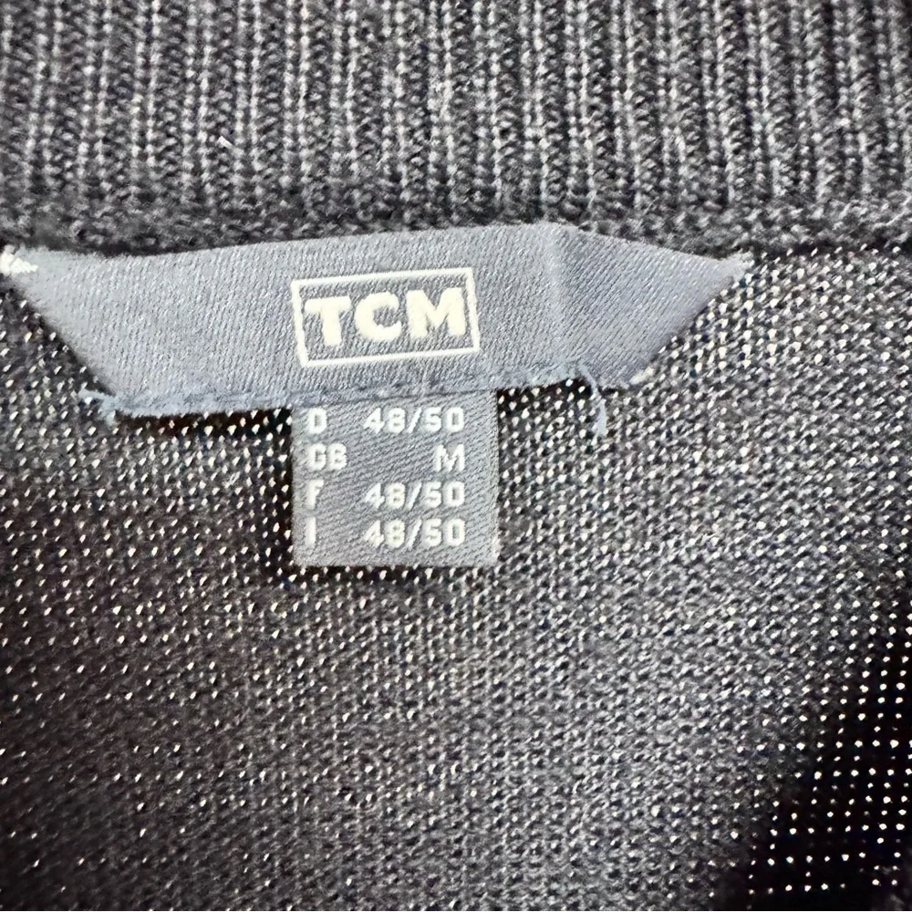 Vintage TCM wool blend sweater men’s size medium in good condition - Picture 2 of 5